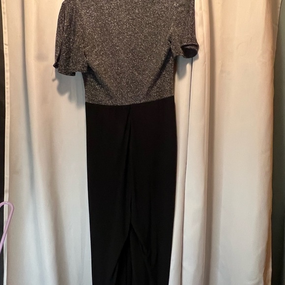 Onyx Silver Gray Sheath Jumpsuit with Flutter Sleeves - Picture 2 of 9